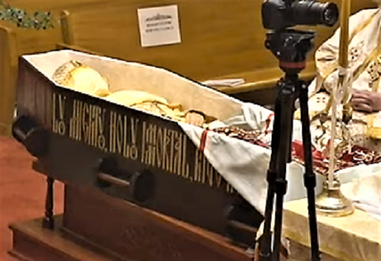 Metropolitan Theodosius in repose at Funeral 1.png