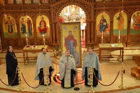 Icon visits Dormition Greek Parish 2014 S.jpg