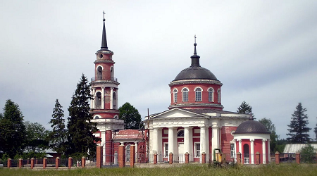 Domestic Temple in Akhtyrka Moscow 1.png