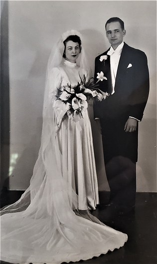 Tatiana and Ake Ekholm 1.png
