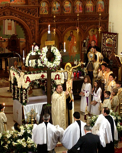Apokathylosis - Annunciation Greek Orthodox Cathedral Toronto (2010) 2.png
