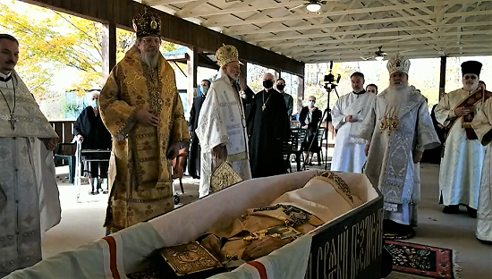Funeral Liturgy Metr. Theodosius 1.png