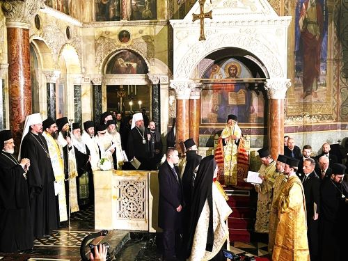 Ecumenical-funeral-bulgaria-PatriarchAndBishops 2.jpg