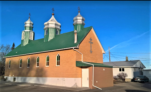 Temple and rectory from the southeast Moose Jaw 2.png