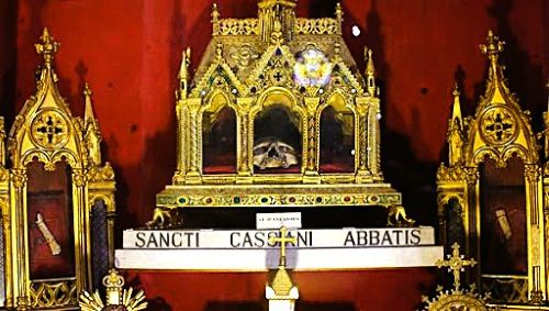 SJohnCassianReliquary 2.jpg