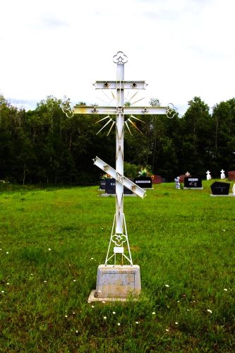 HolyTrinityArranCemeteryCross 2.jpg
