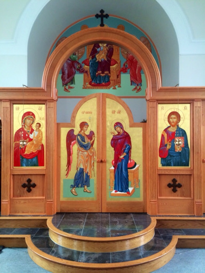 Holy Transfiguration Church London ON iconostas.jpg