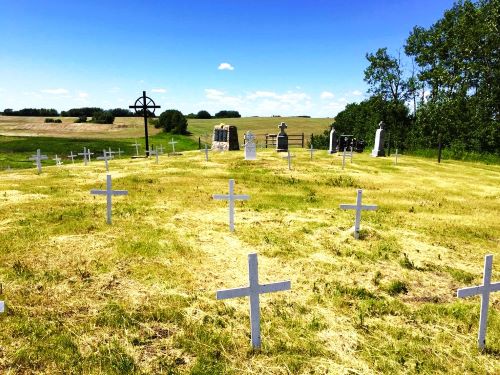 SandyLakeOldCemetery 2.jpg