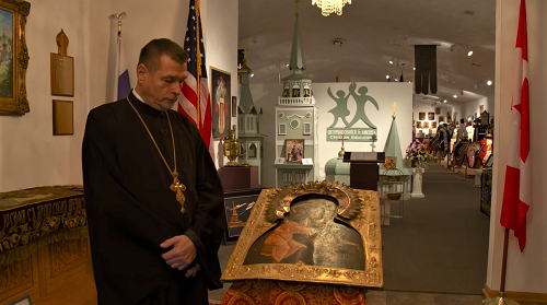 Metropolitan Museum entrance, Archpriest John Perich 2.png