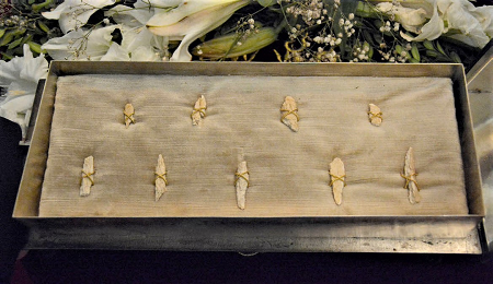 Holy Relics of Apostle Peter 2.png