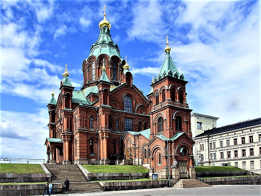 Uspensky Cathedral Helsinki 3.png