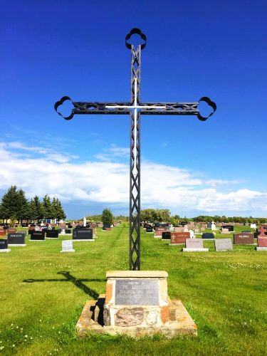 CemeteryCross,Graves,Canora 2.jpg
