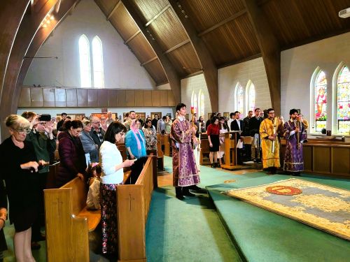 24iv25Congregation 2.jpg