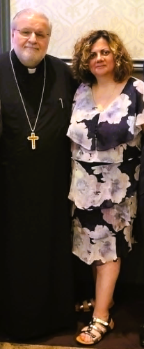 ProtopresbyterPanagiotis,PresbyteraHaraAvgeropoulos 2.png