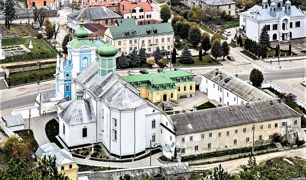 St-nicholas-cathedral-kremenets-ukraine 2.png