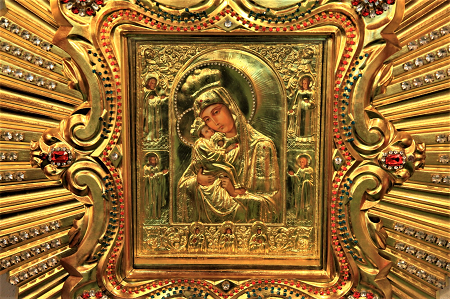 Saint Peter Calgary Icon of Theotokos of Pochaiv 2.png