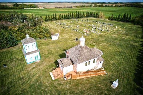 SaintNicholasCemeteryAerialWostok-Bukovina 2.jpg
