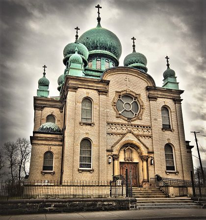 Saint Theodosius Cathedral, Cleveland, Ohio 2.png