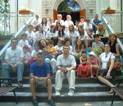 Kolo group in Montreal.jpg