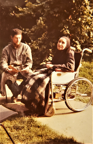 Mother Elizabeth and Canadian monk 2 1977.png