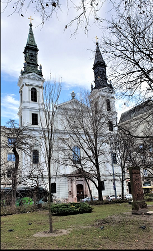 Dormition Cathedral, Budapest 1.png