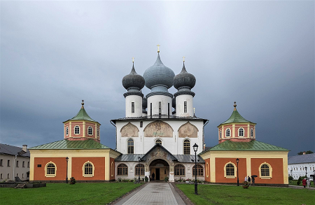 File:Успенский собор мокрый 2.png