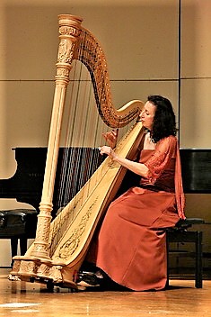 Jessica and harp S 1.jpg